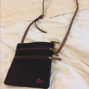 Cross body bag donney and Burke